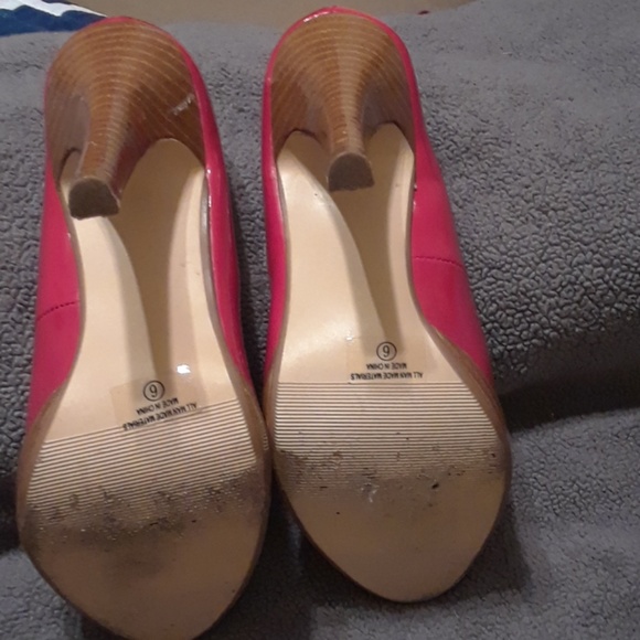 Delicious 4" heel peep toe pumps - Picture 5 of 8